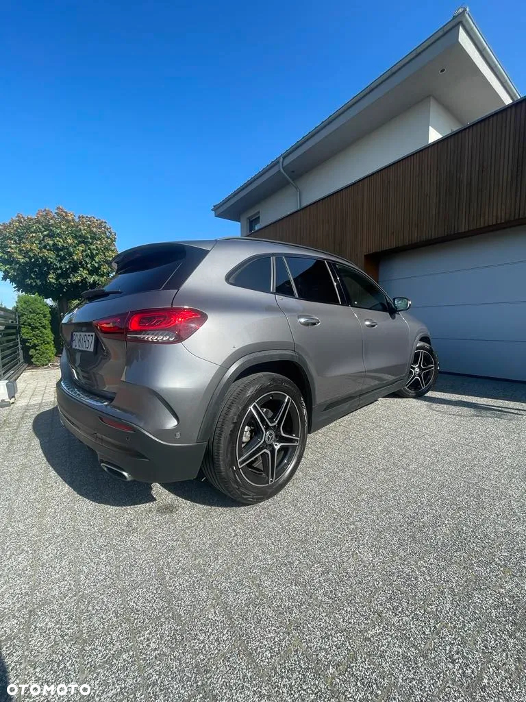 Mercedes-Benz GLA 200 Business Edition - 5