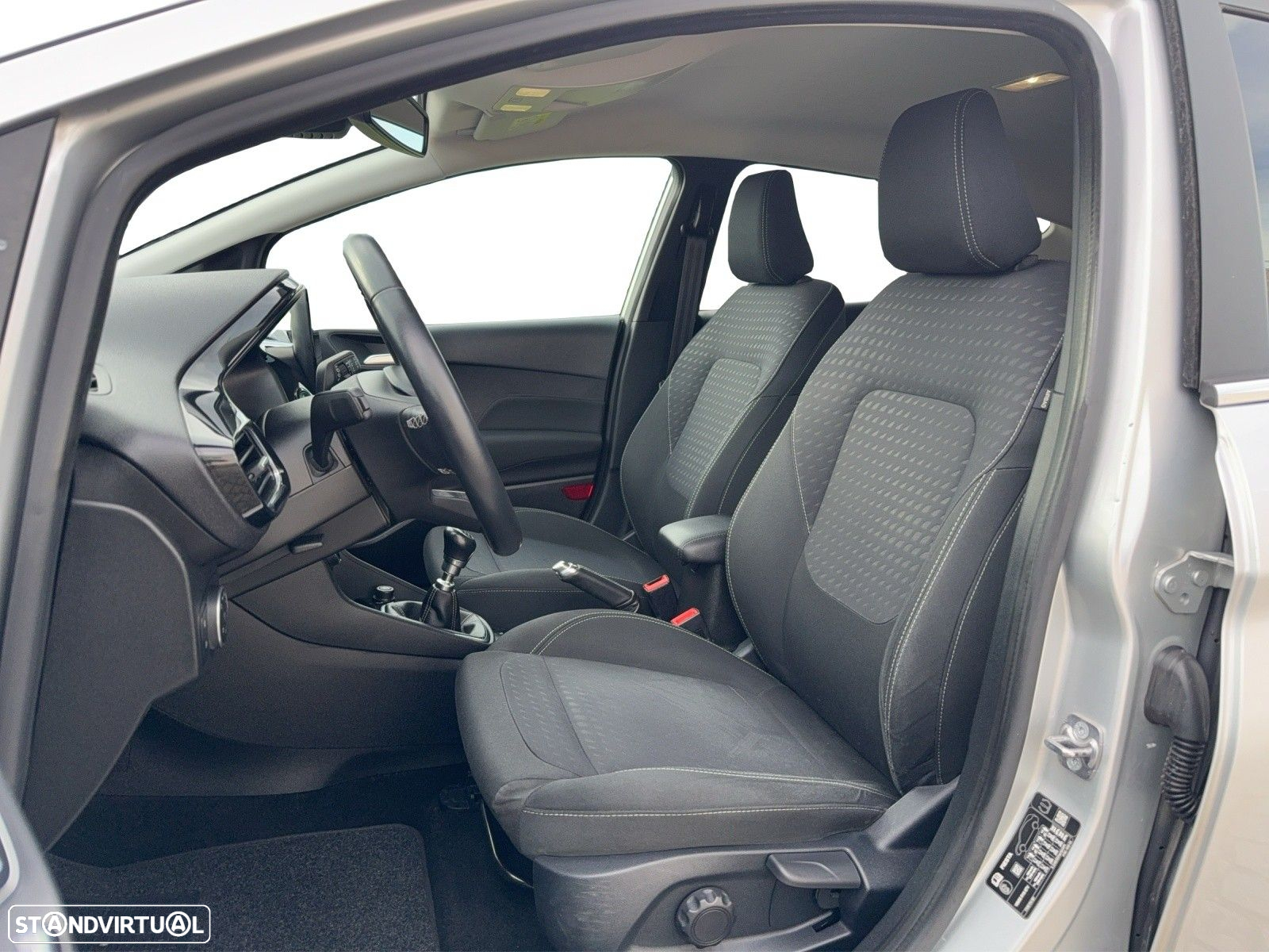Ford Fiesta 1.0 EcoBoost Titanium - 11