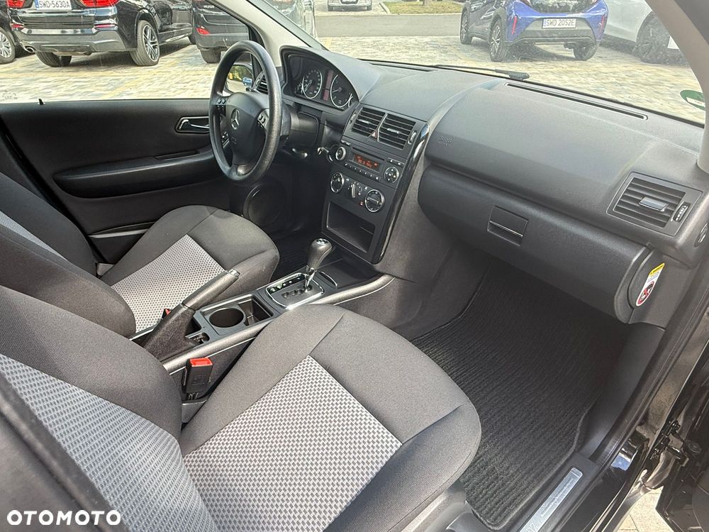 Mercedes-Benz Klasa A 150 Autotronic Classic - 18