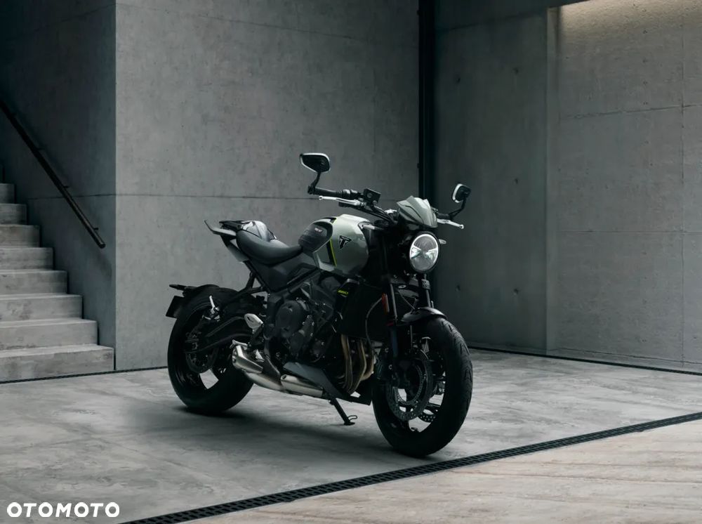 Triumph Trident - 23