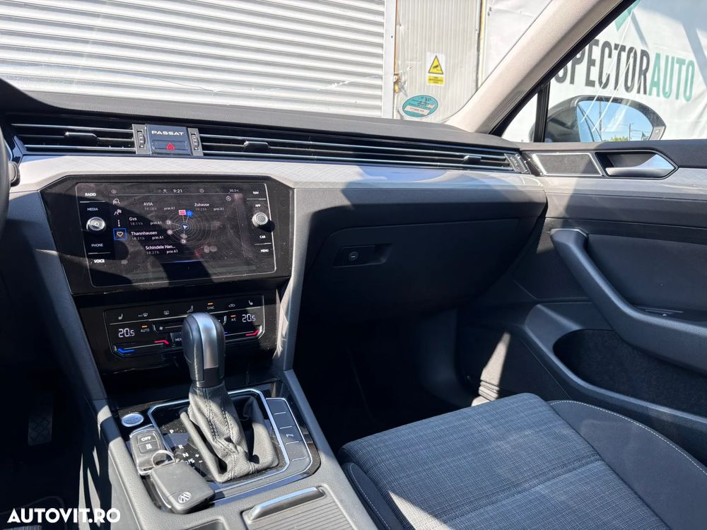 Volkswagen Passat 2.0 TDI SCR DSG Business - 29