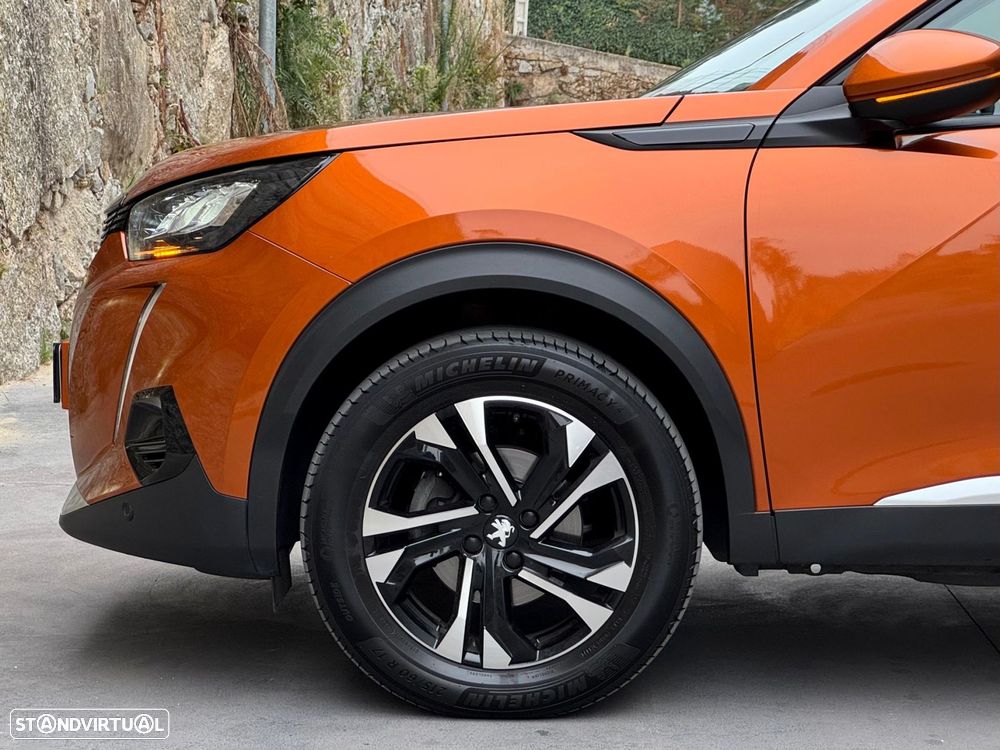 Peugeot 2008 1.2 PureTech Allure - 42