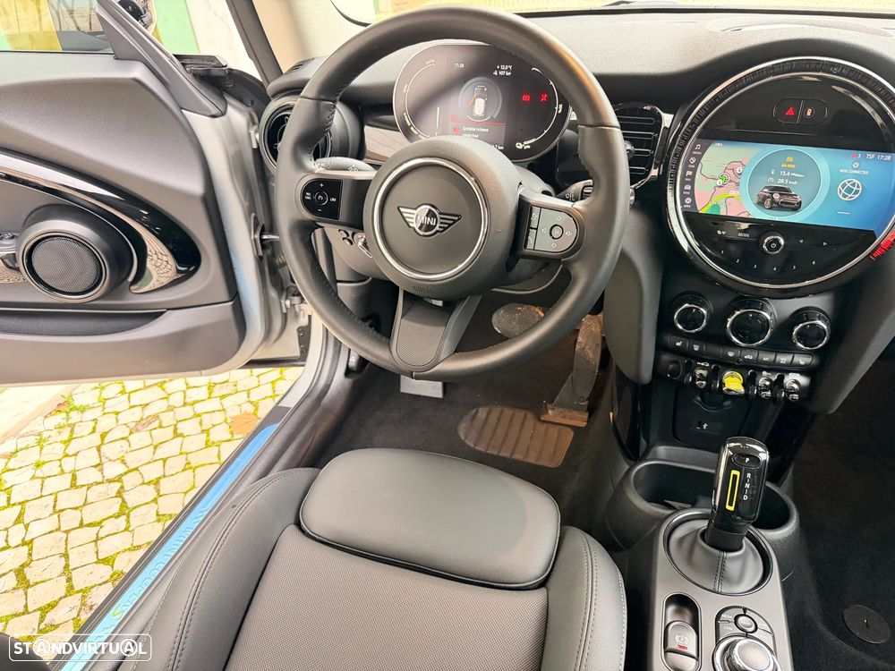 MINI 3 Portas Cooper SE - 26