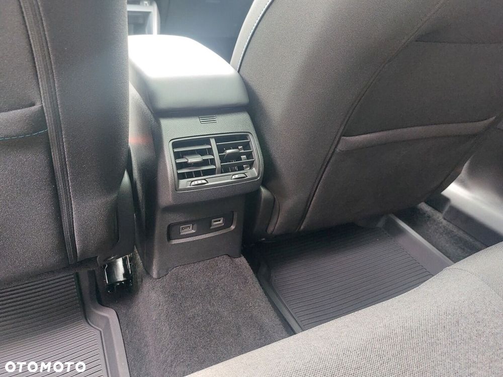 Citroën C4 1.2 PureTech Max S&S EAT8 - 15