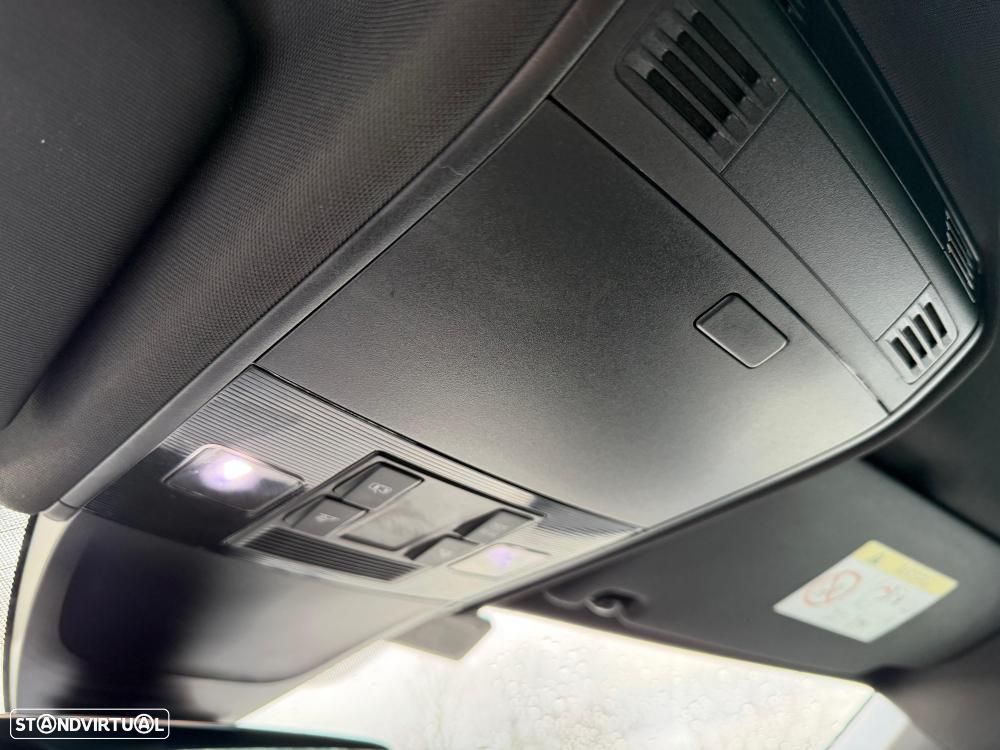 VW Tiguan 2.0 TDI R-Line DSG 4Motion - 26