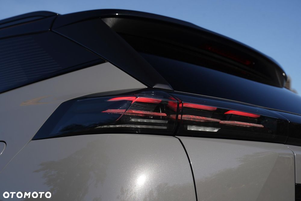 Peugeot 2008 PureTech mHEV GT e-DCS6 - 26