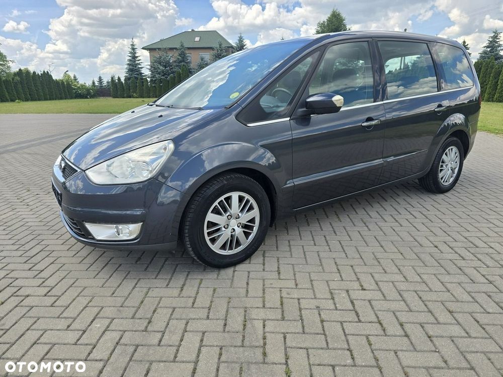 Ford Galaxy - 8