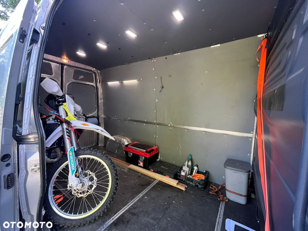 Mercedes-Benz SPRINTER - 23