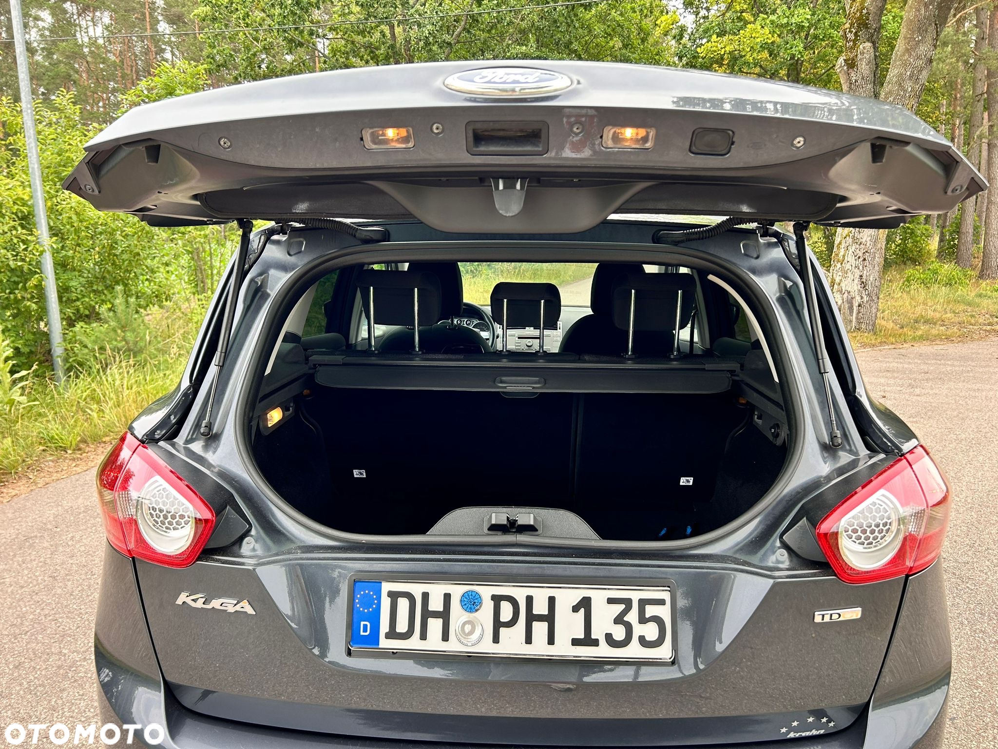 Ford Kuga 2.0 TDCi 2x4 Titanium - 25