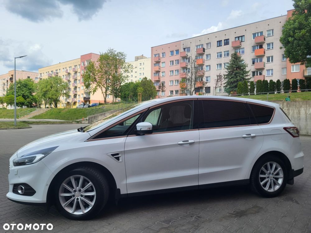 Ford S-Max 2.0 EcoBlue Titanium - 14