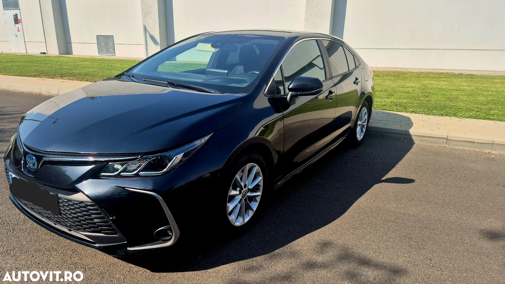 Toyota Corolla Sedan 1.8 HSD Business - 2