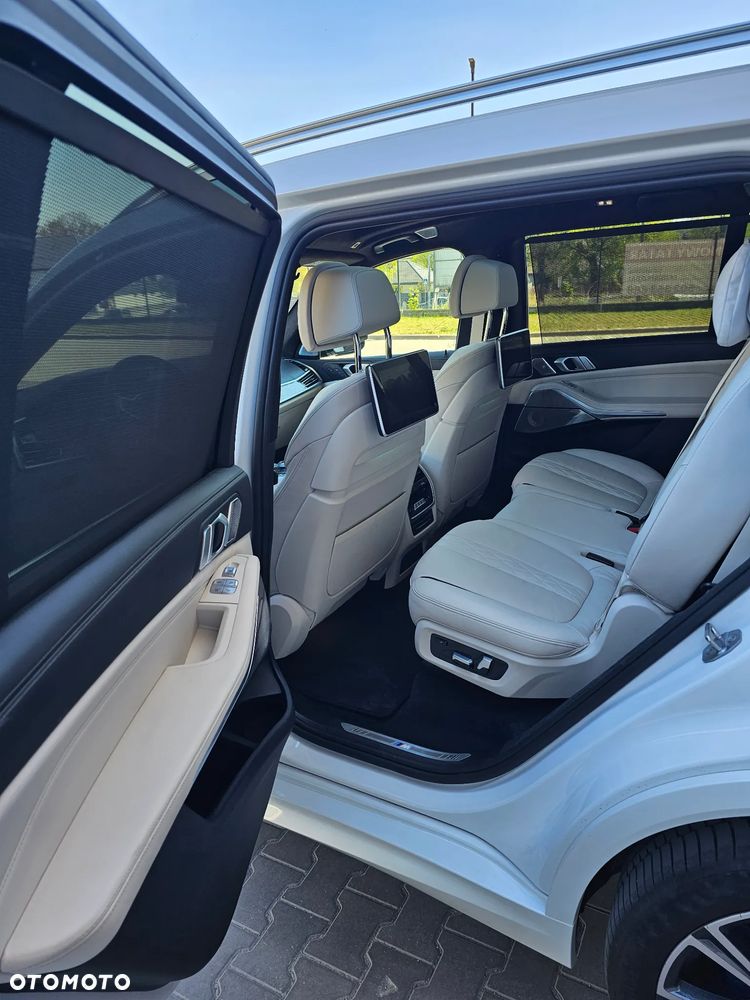 BMW X7 - 3