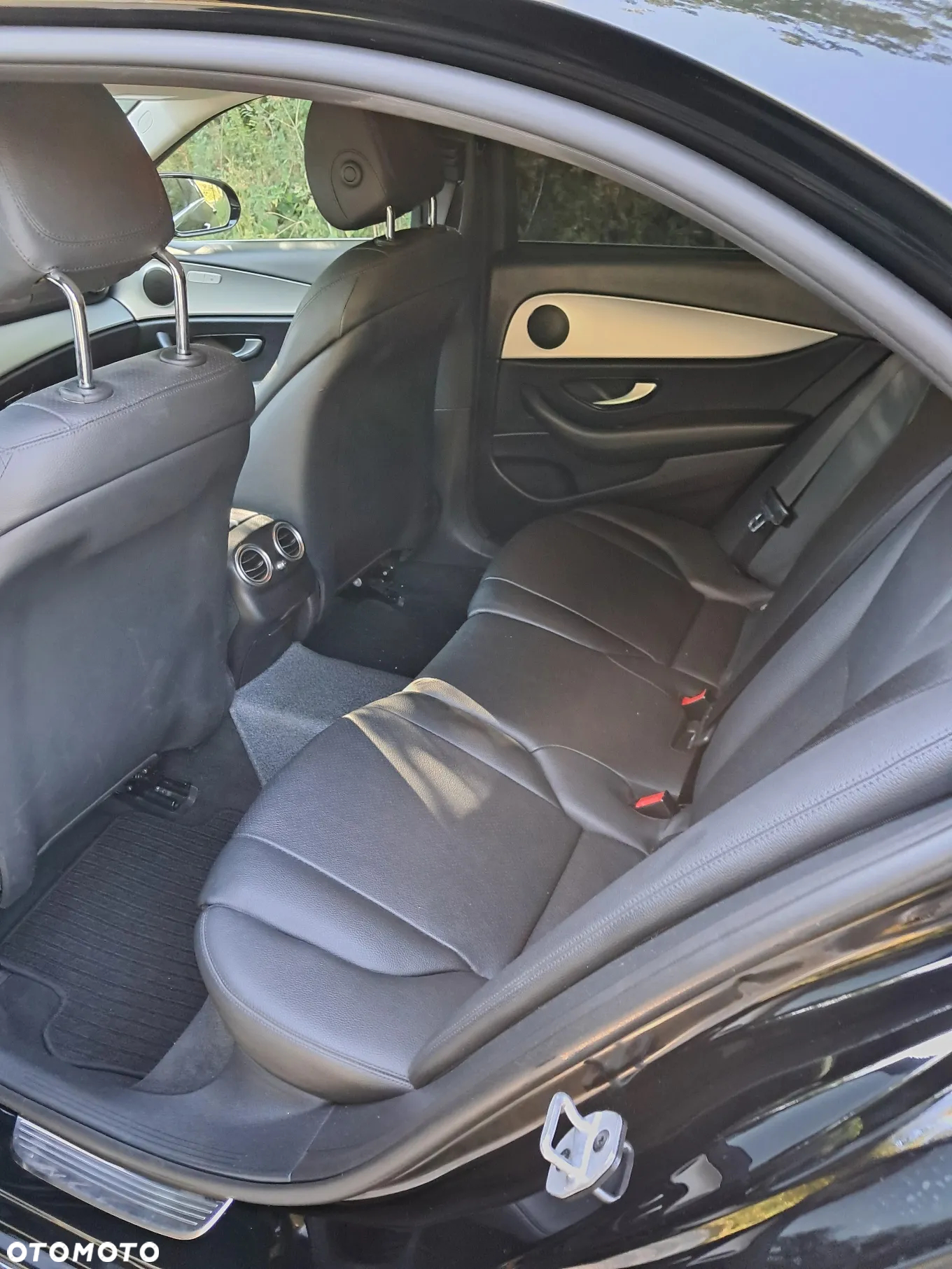 Mercedes-Benz Klasa E 200 d 9G-TRONIC - 10