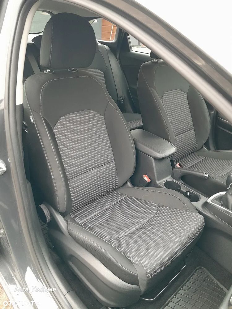 Kia Ceed 1.5 T-GDI M - 27