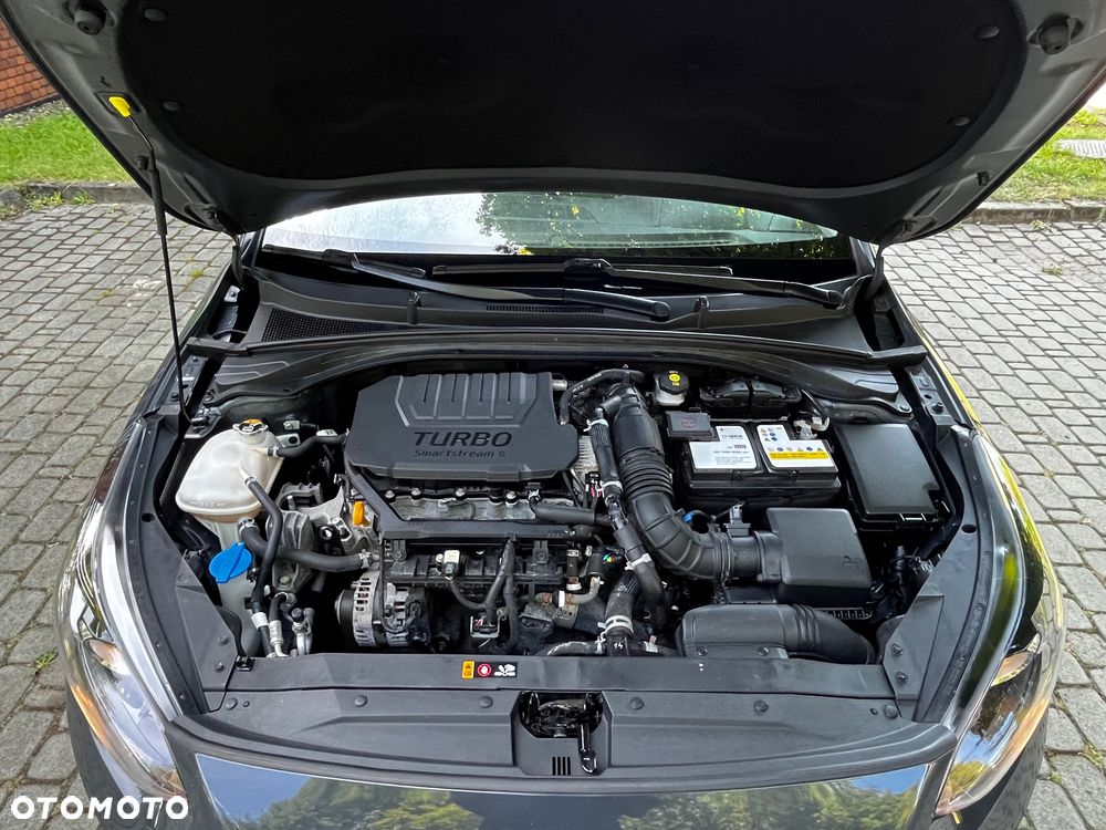 Kia Ceed 1.5 T-GDI M - 23