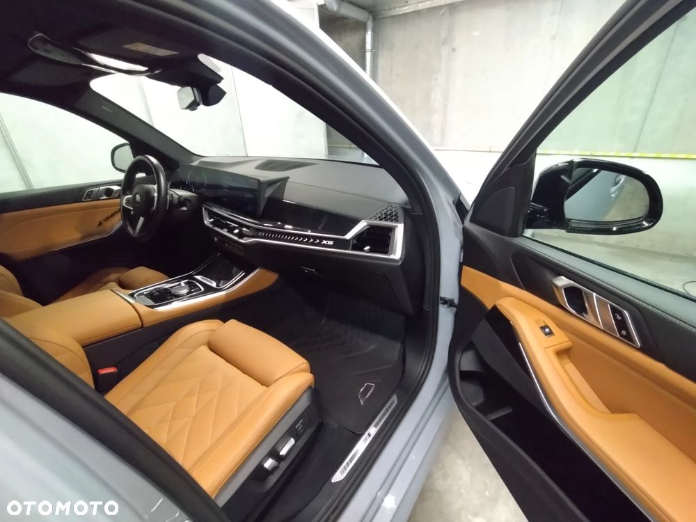 BMW X5 xDrive30d mHEV - 13