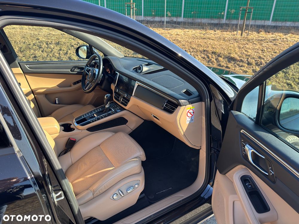 Porsche Macan - 18