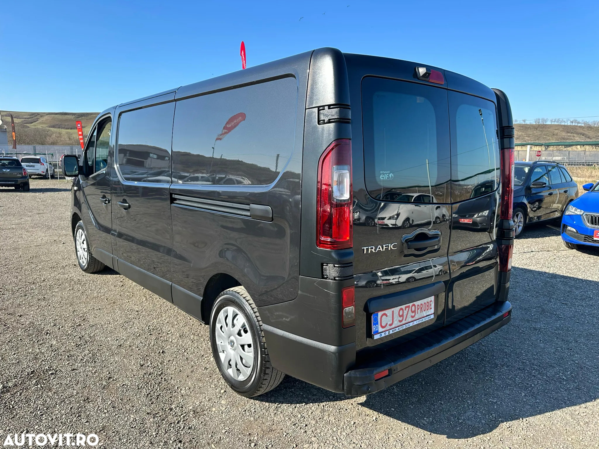 Renault Trafic - 7