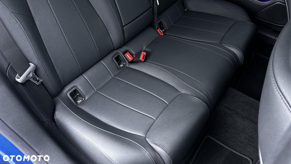 Mercedes-Benz CLA 200 Progressive 7G-DCT - 28