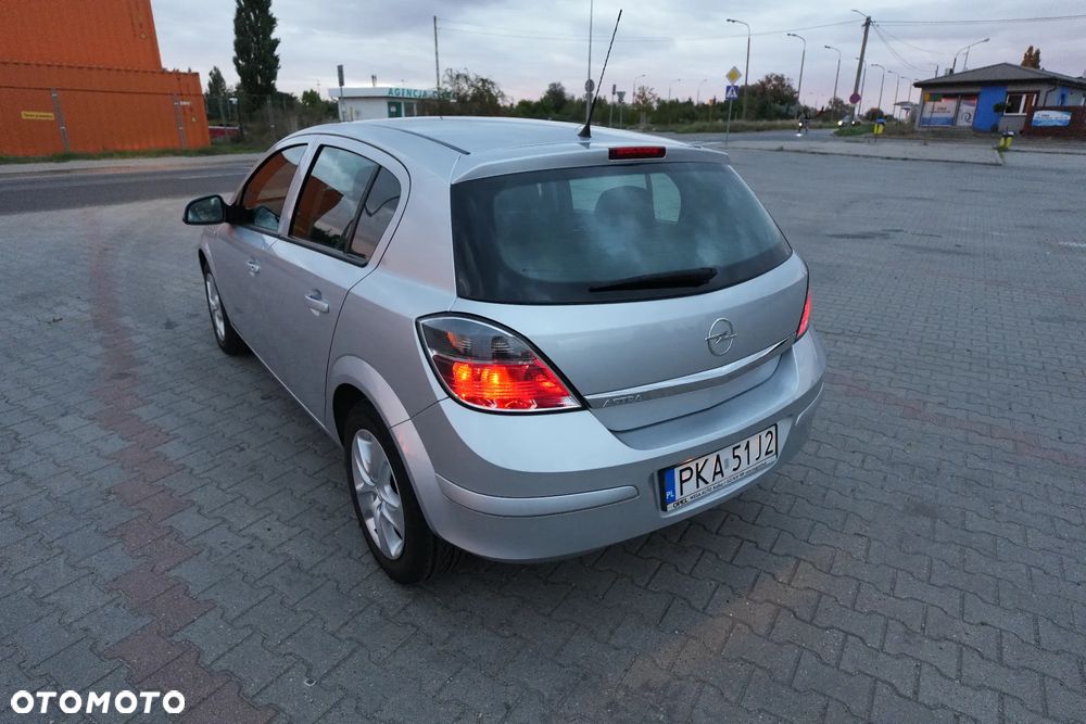 Opel Astra - 37