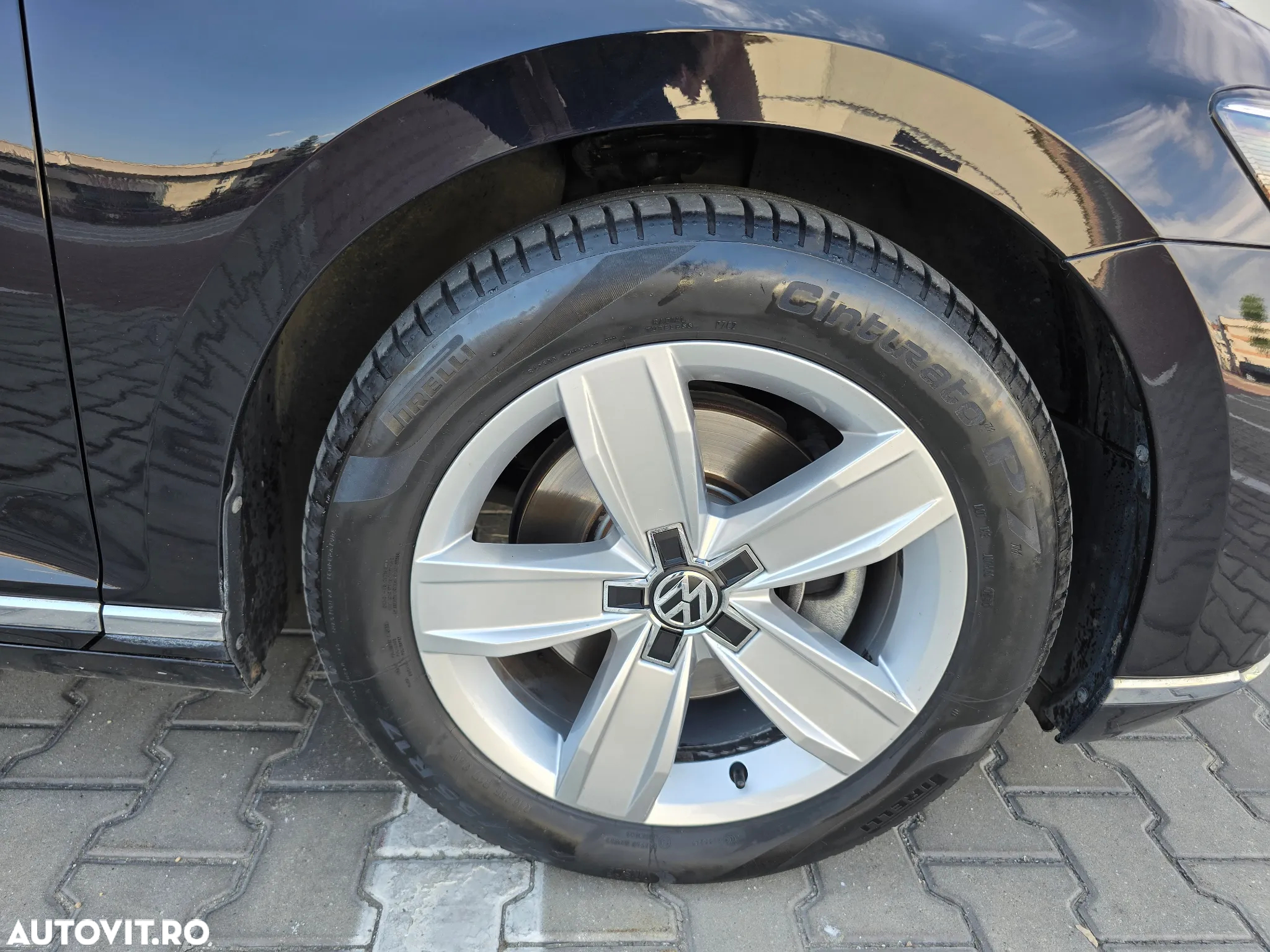 Volkswagen Passat 2.0 TDI DSG Highline - 36