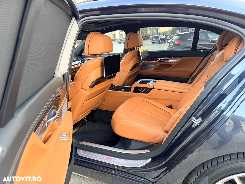 BMW Seria 7 745Le xDrive AT PHEV - 25