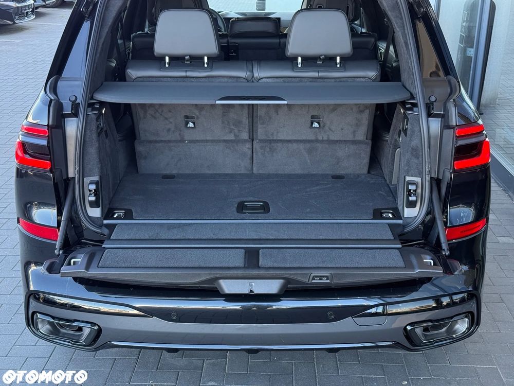 BMW X7 - 11