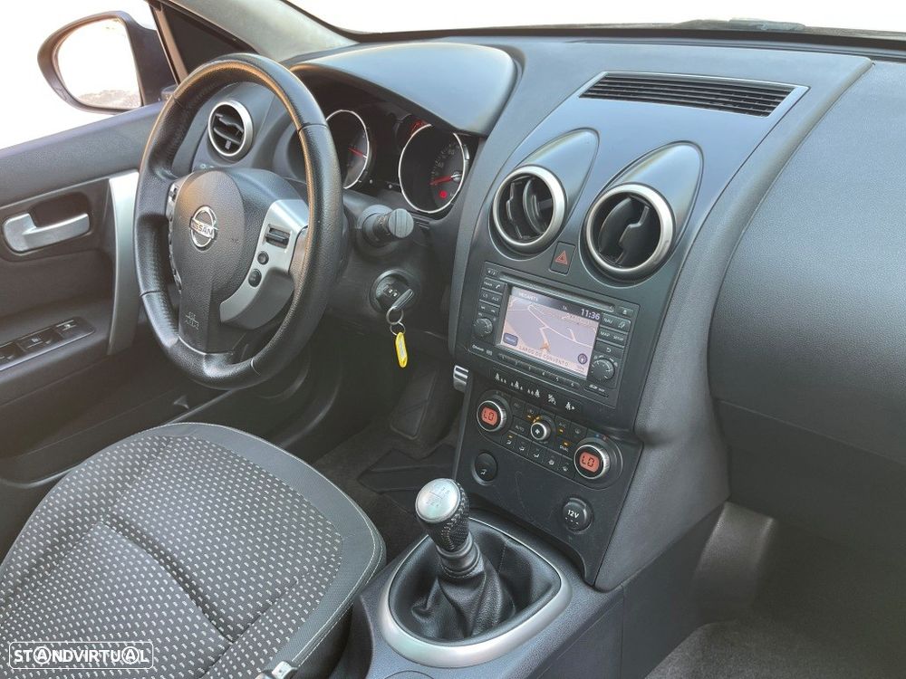 Nissan Qashqai 1.5 dCi Tekna Premium 17 - 35