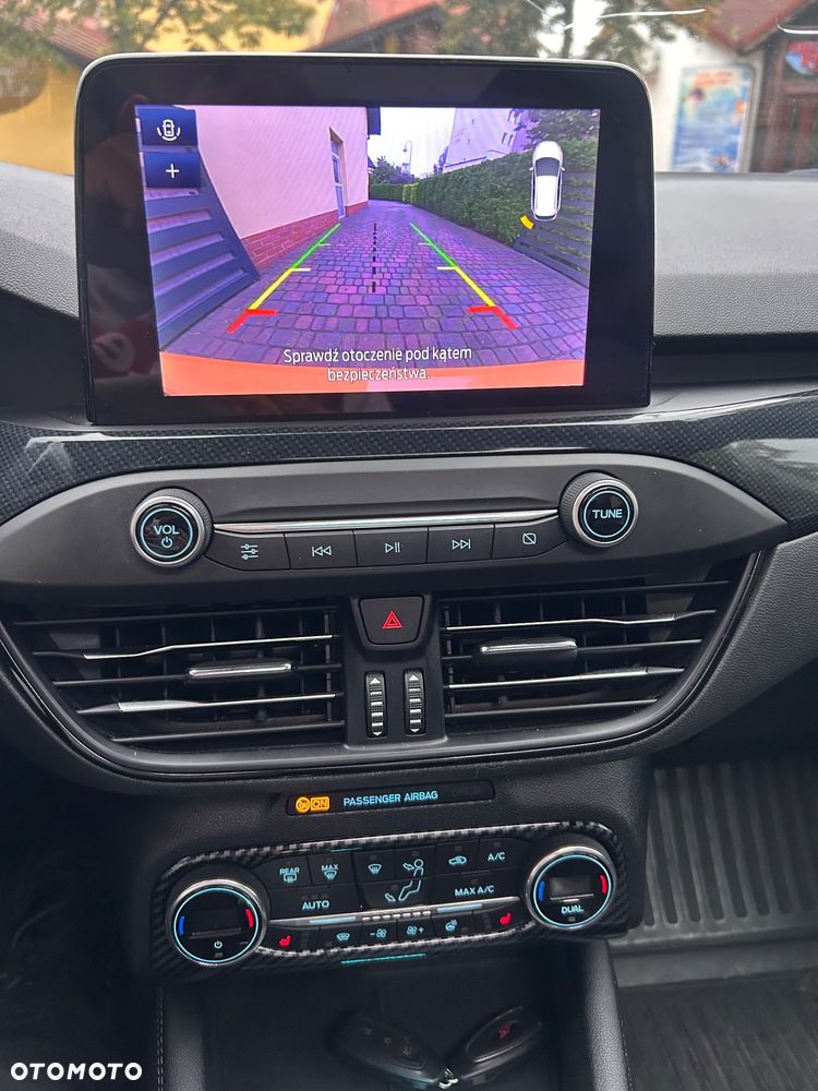 Ford Focus 2.0 EcoBlue ST - 27