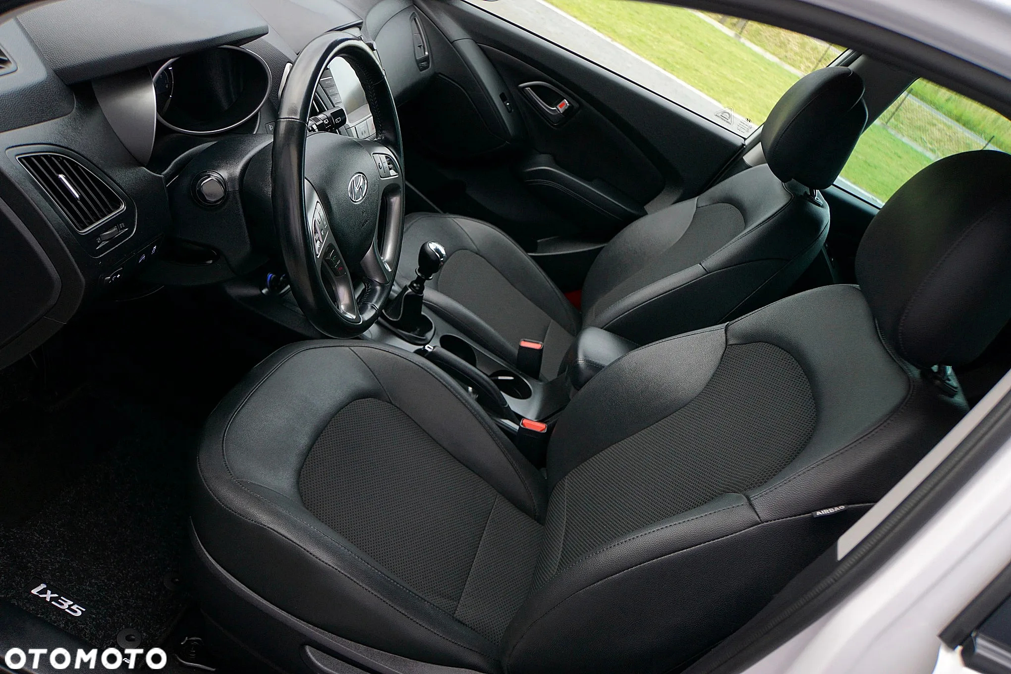 Hyundai ix35 1.6 2WD Fifa World Cup Edition - 24