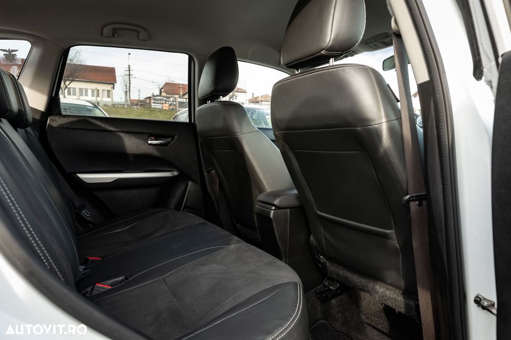 Suzuki Vitara 1.6 DDIS 4X4 Luxus Aut. - 13