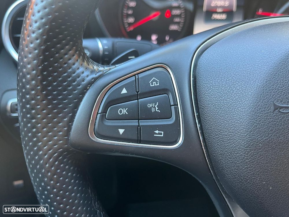 Mercedes-Benz C 200 - 25