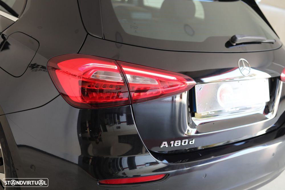 Mercedes-Benz A 180 d Style Aut. - 33