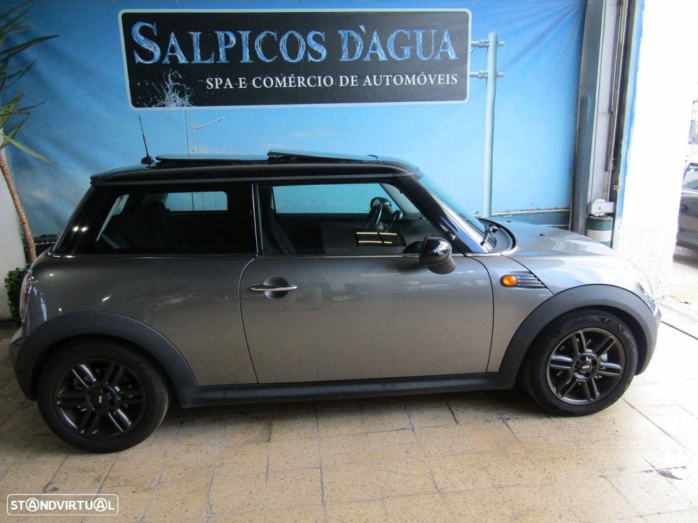 MINI 3 Portas Cooper D - 3