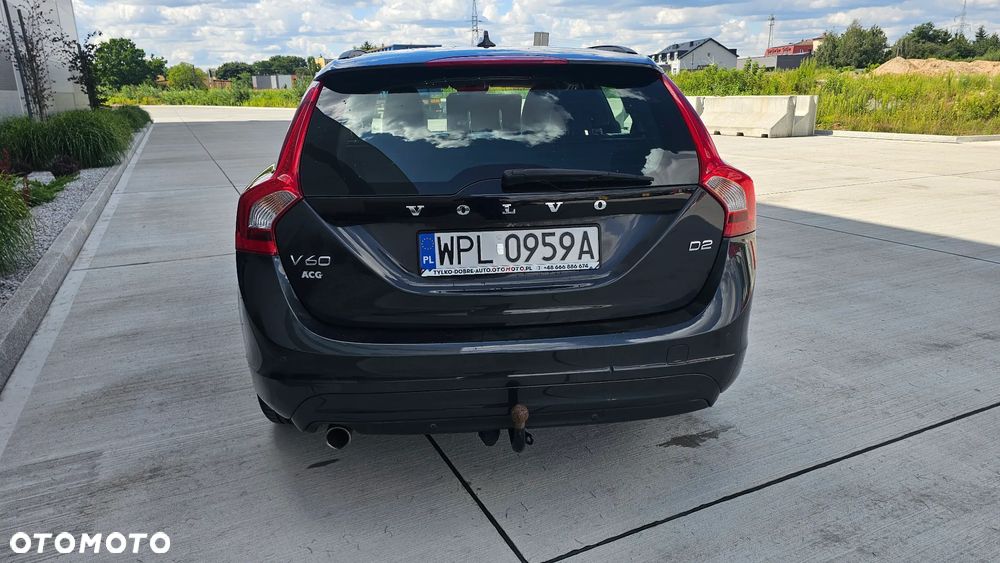 Volvo V60 D2 Drive-E Momentum - 33