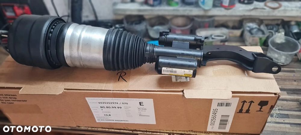 Amortyzator Mercedes W213 CLS Prawa Strona 4matic - 1