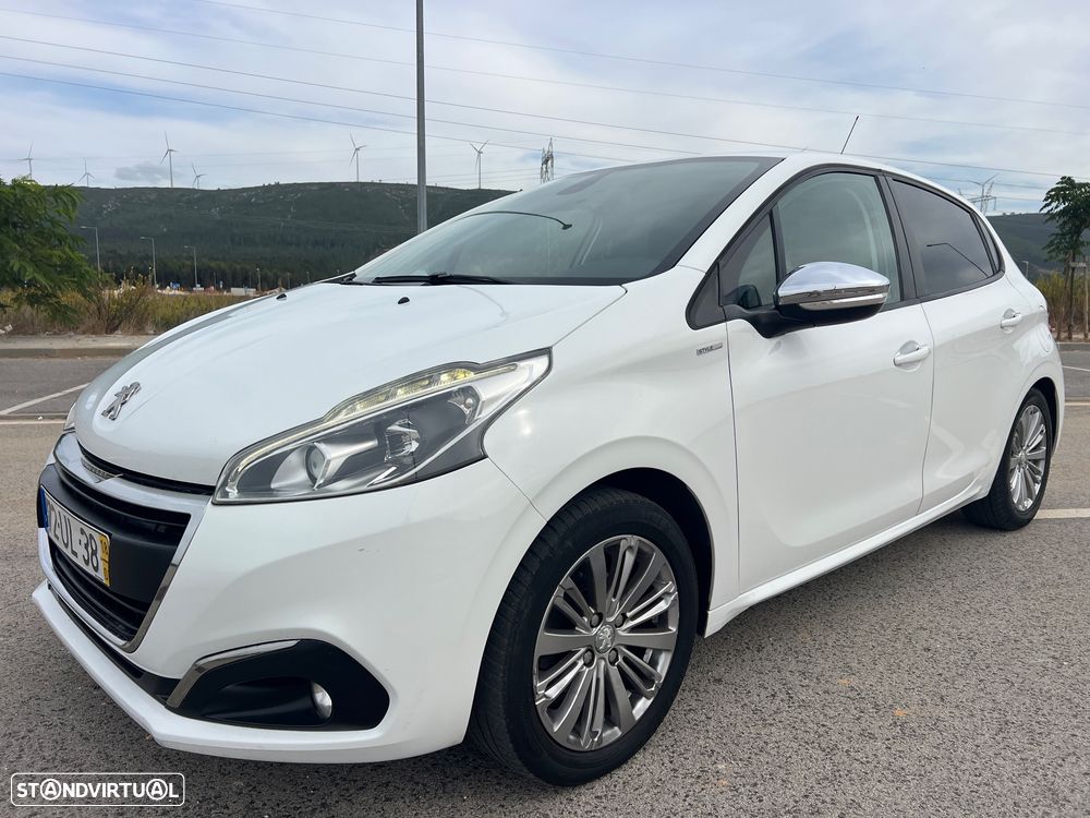Peugeot 208 1.2 PureTech Style - 15