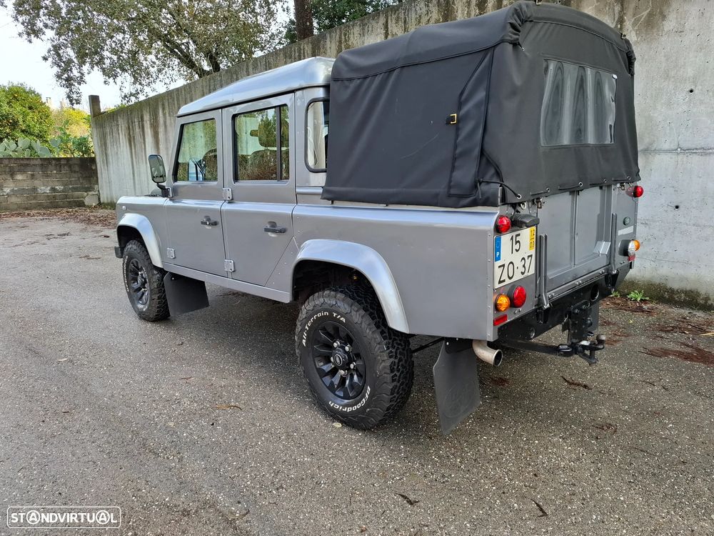 Land Rover Defender - 3