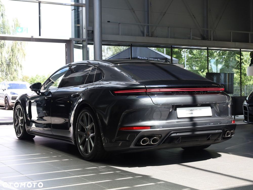 Porsche Panamera - 5