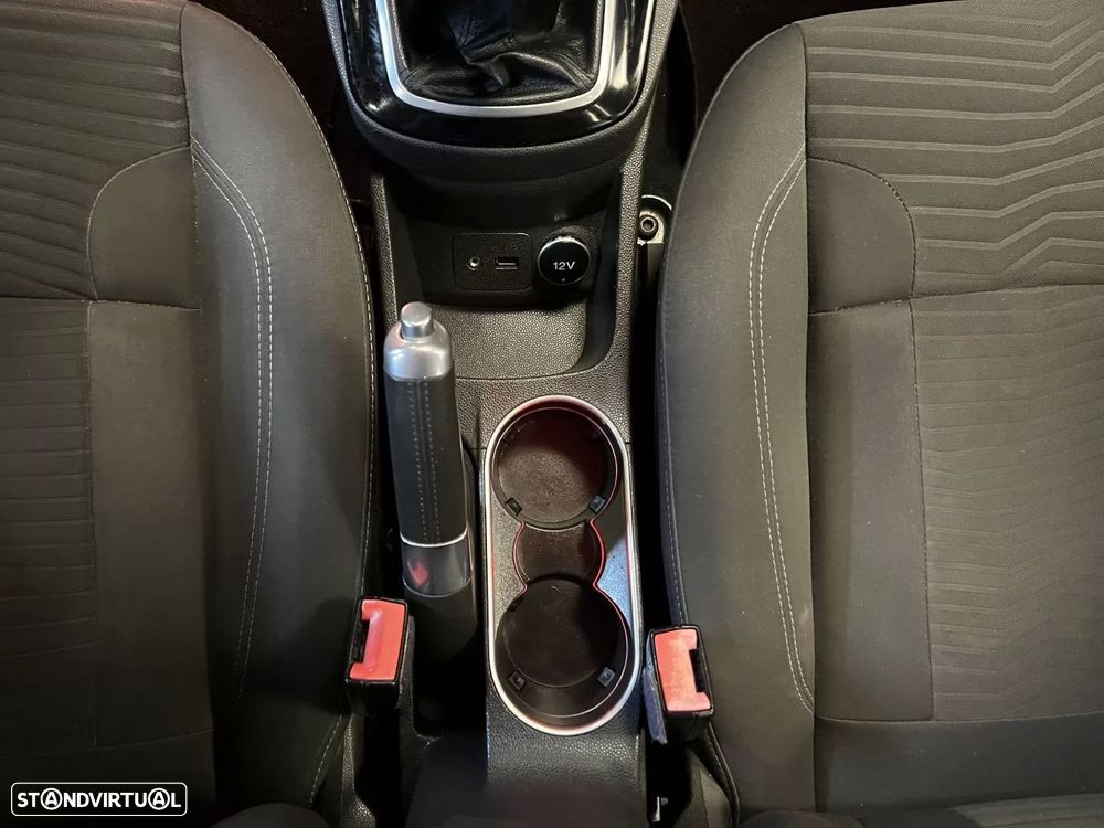 Ford Fiesta 1.0 EcoBoost Connected - 27