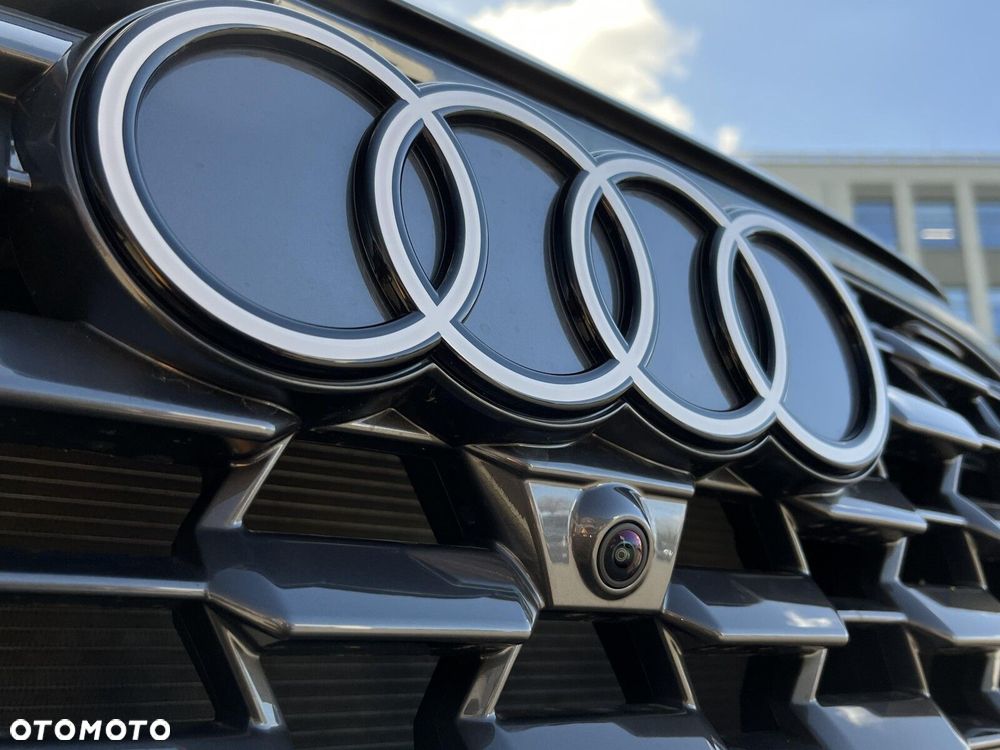 Audi Q5 Sportback - 22