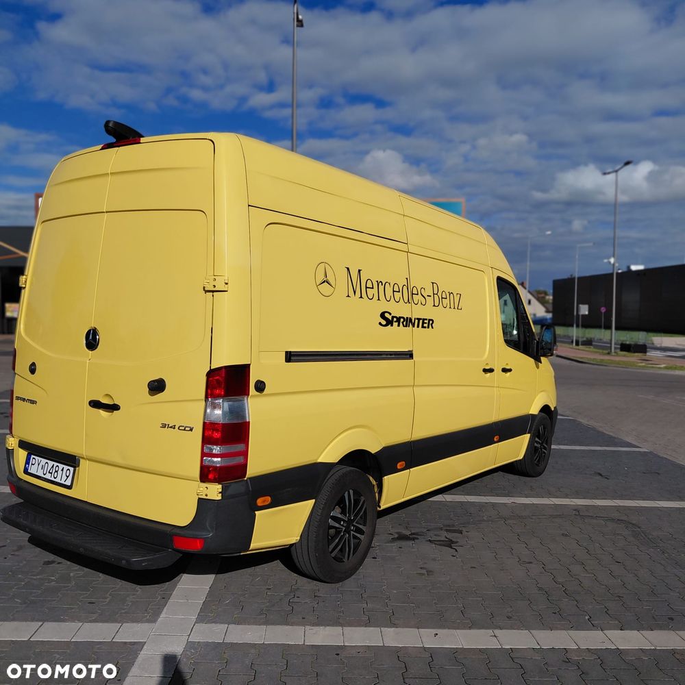 Mercedes-Benz Sprinter - 3