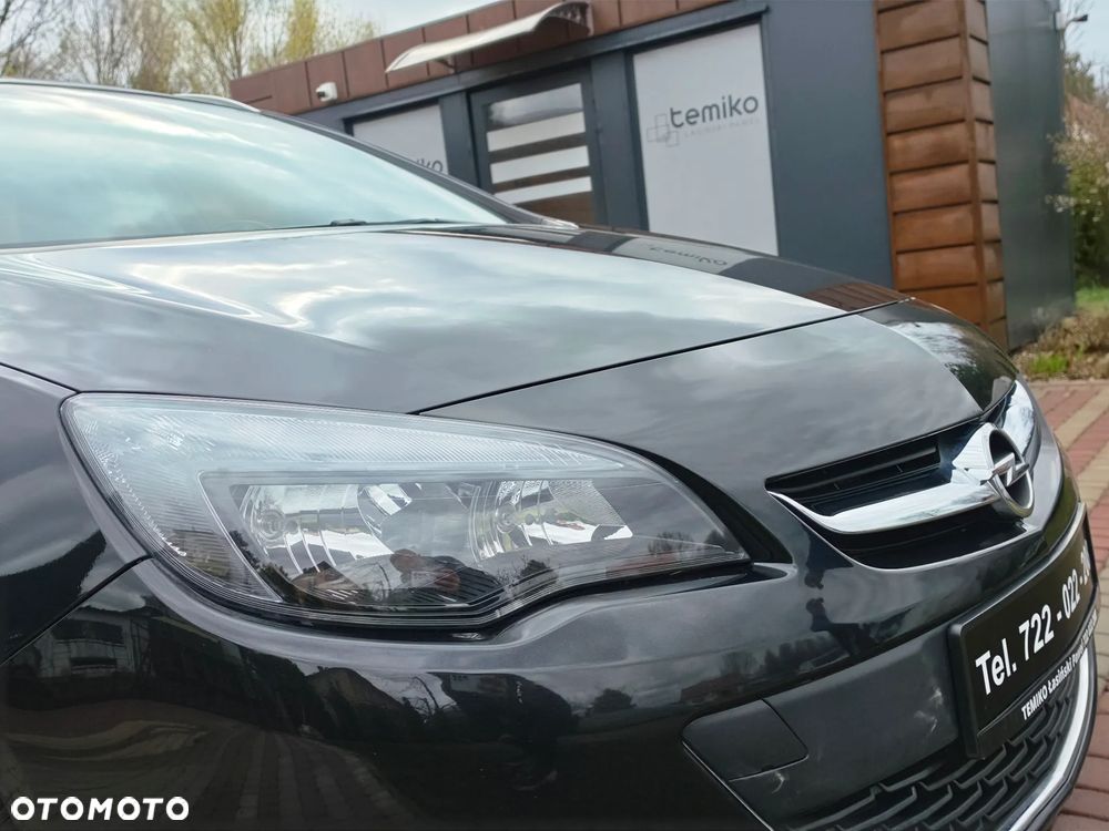 Opel Astra 1.7 CDTI DPF Cosmo - 11