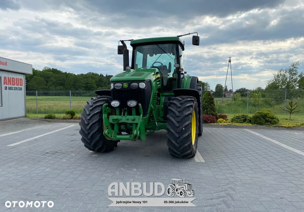 John Deere 7820