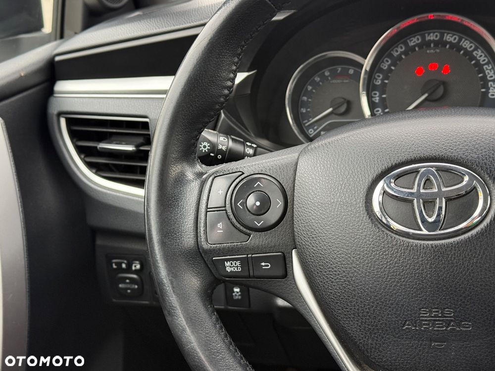 Toyota Corolla 1.6 Premium - 30