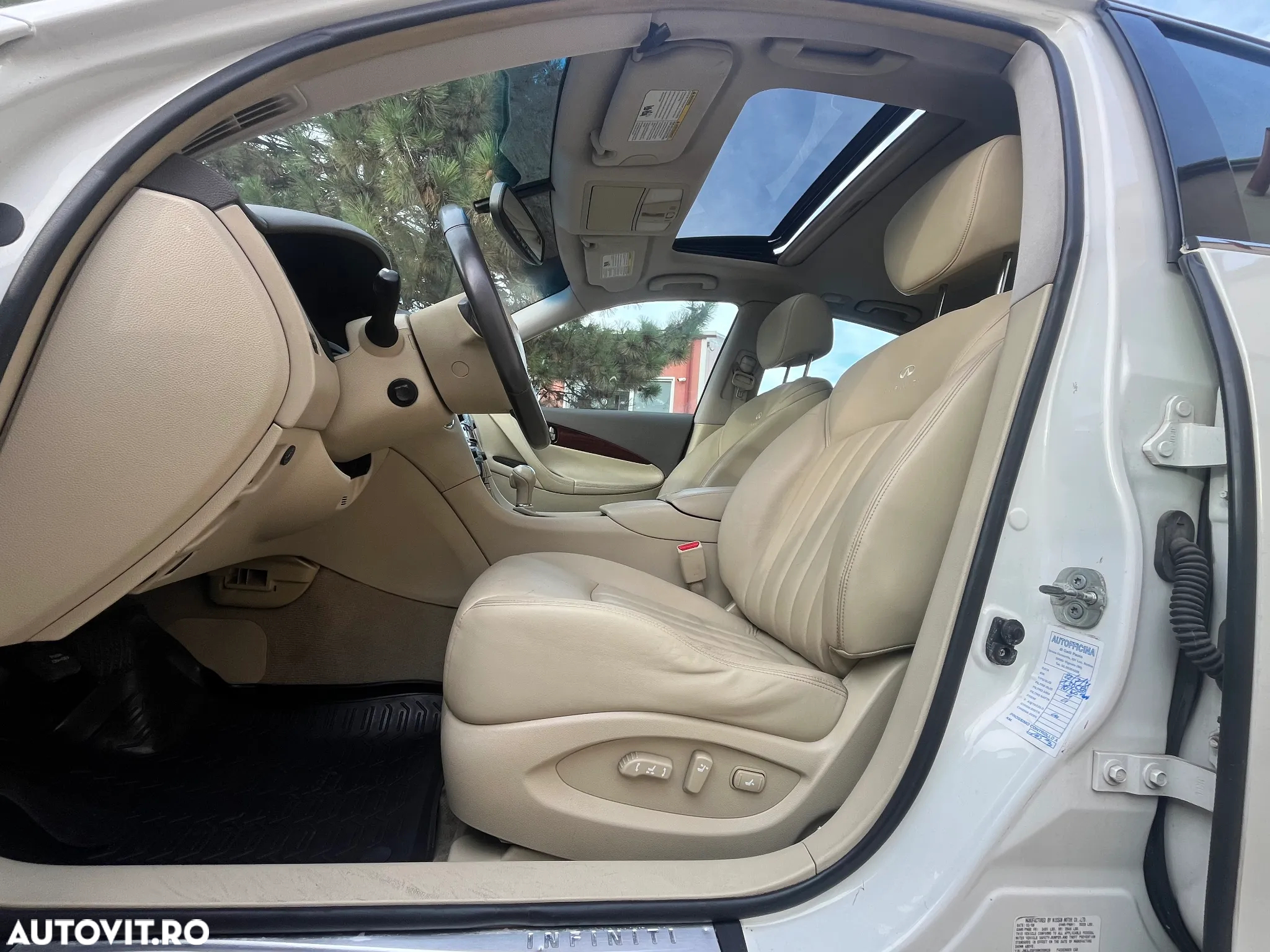 Infiniti EX 35 - 2