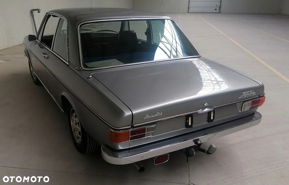 Audi 100 - 3