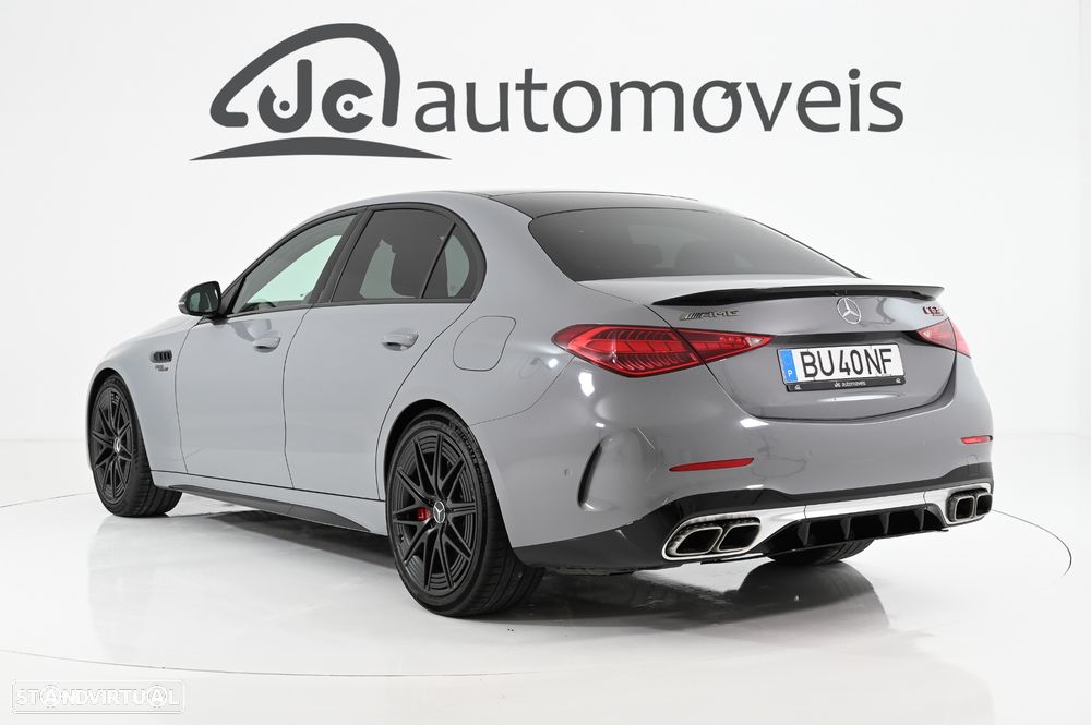 Mercedes-Benz C 63 AMG S E Performance 4Matic - 2