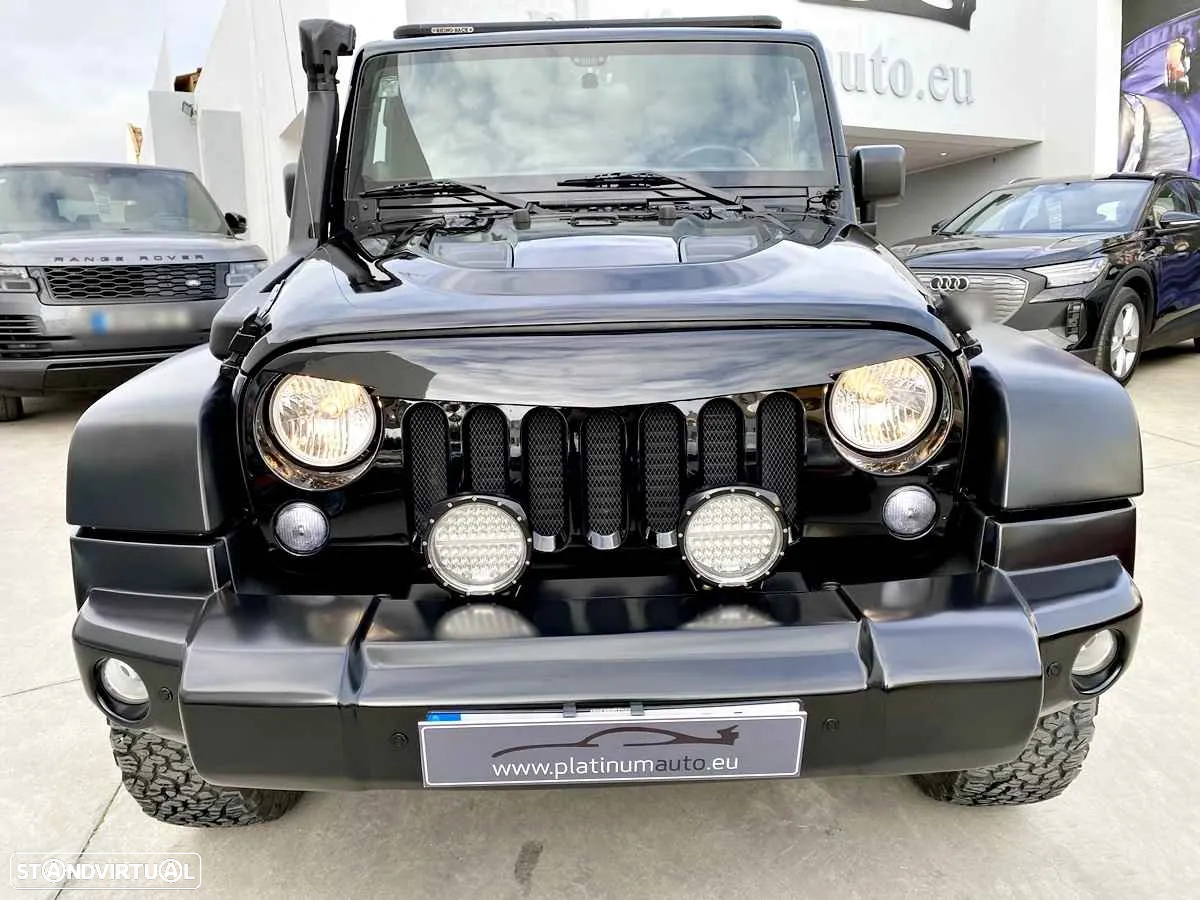 Jeep Wrangler - 8