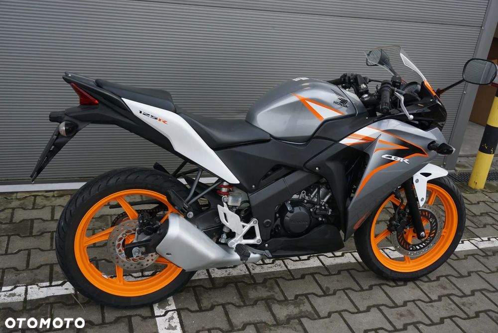 Honda CBR - 3